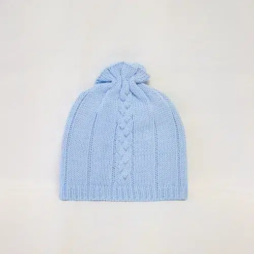 IMG_9742 копия голубая шапка